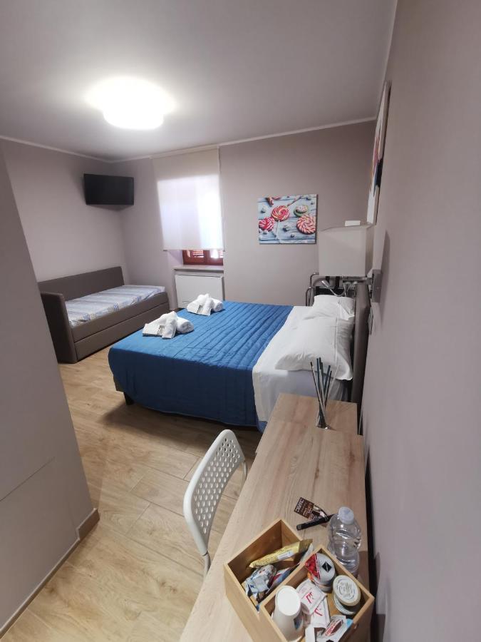 Lucyben Guesthouse กาสเชีย ภายนอก รูปภาพ